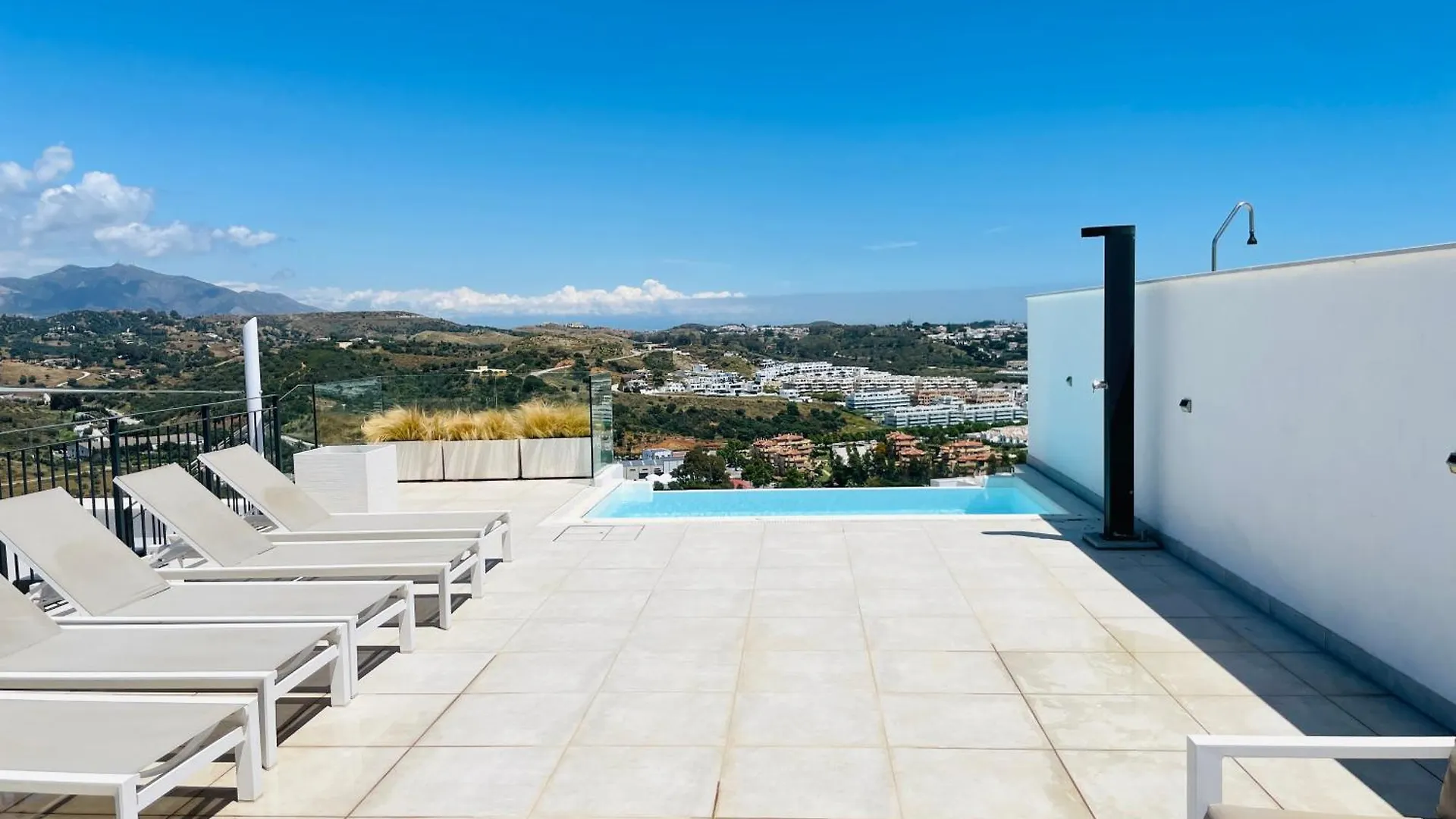 Apartamento La Pimentera Penthouse - Casa Banderas La Cala De Mijas 0*,  España